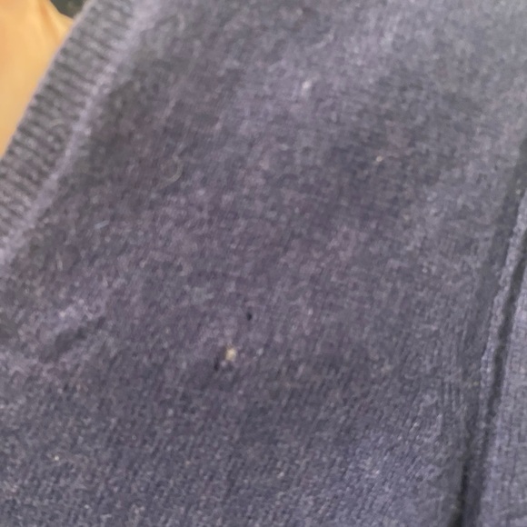 Burberry navy cashmere sweater with checked elbow patches - Picture 5 of 6